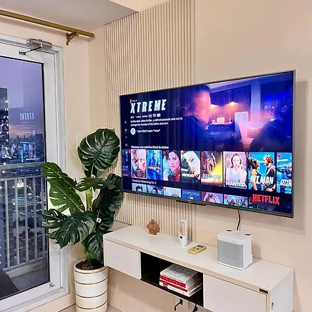 Aesthetic Cozy 2 Bedroom With Balcony